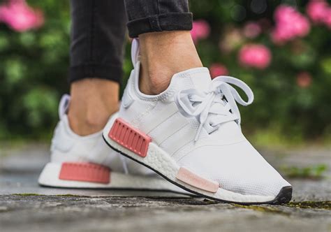 adidas nmd r1 dames groen|Adidas NMD r1 women's.